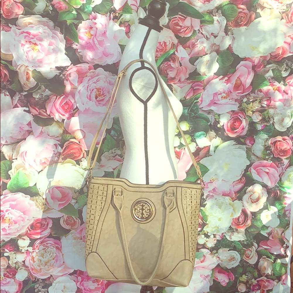 Tan everyday purse